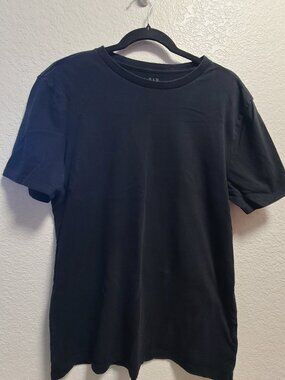 Mens Medium GAP classic Tee, black